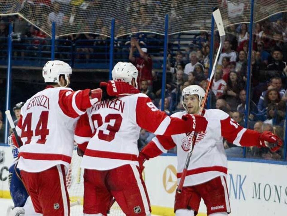 NHL: Red Wings travam St. Louis Blues