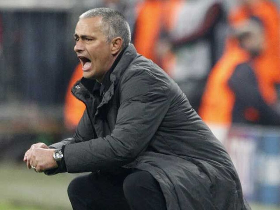 Mourinho continua favorito após derrota de Munique