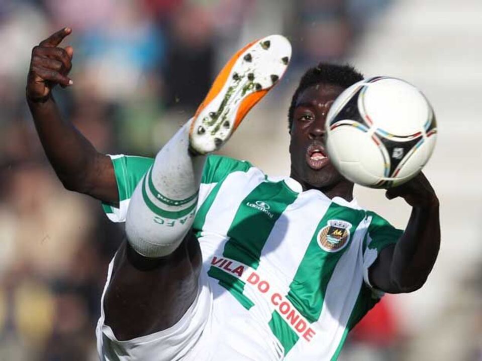 Yazalde: «Foi um ponto precioso»