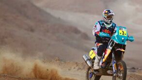 Abu Dhabi Desert Challenge: Trio português no pódio