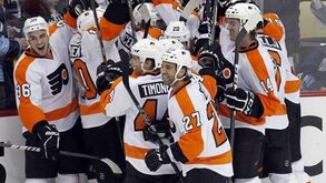 NHL: Penguins surpreendidos no arranque do playoff