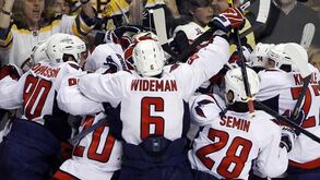 NHL: Capitals eliminam campeões em Boston