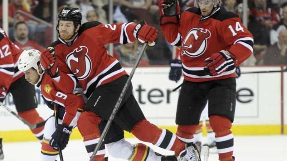 NHL: New Jersey Devils respondem com goleada (4-0)