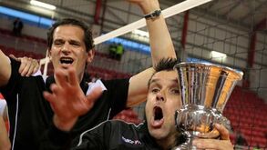 Sp. Espinho bate Benfica e soma 18.º título