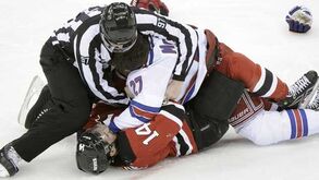 NHL: Só faltou o golo de Adam Henrique