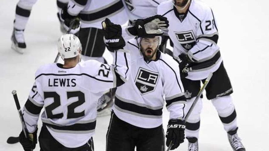 NHL: LA Kings arrasam em Phoenix
