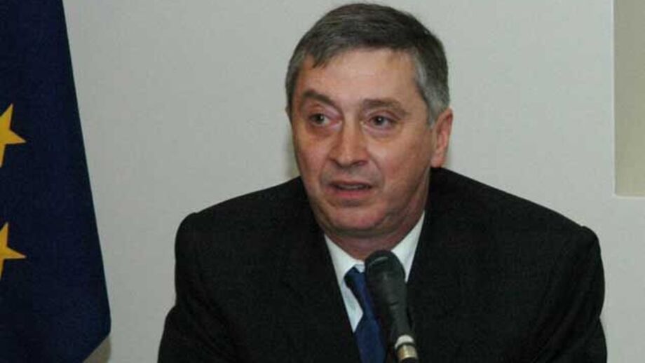 Ulisses Pereira: «Selecionador não deve ganhar mais do que 4 mil euros»