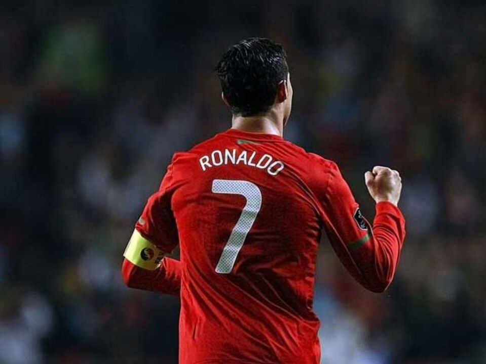 Golos de Ronaldo no Euro'2012 valem ouro