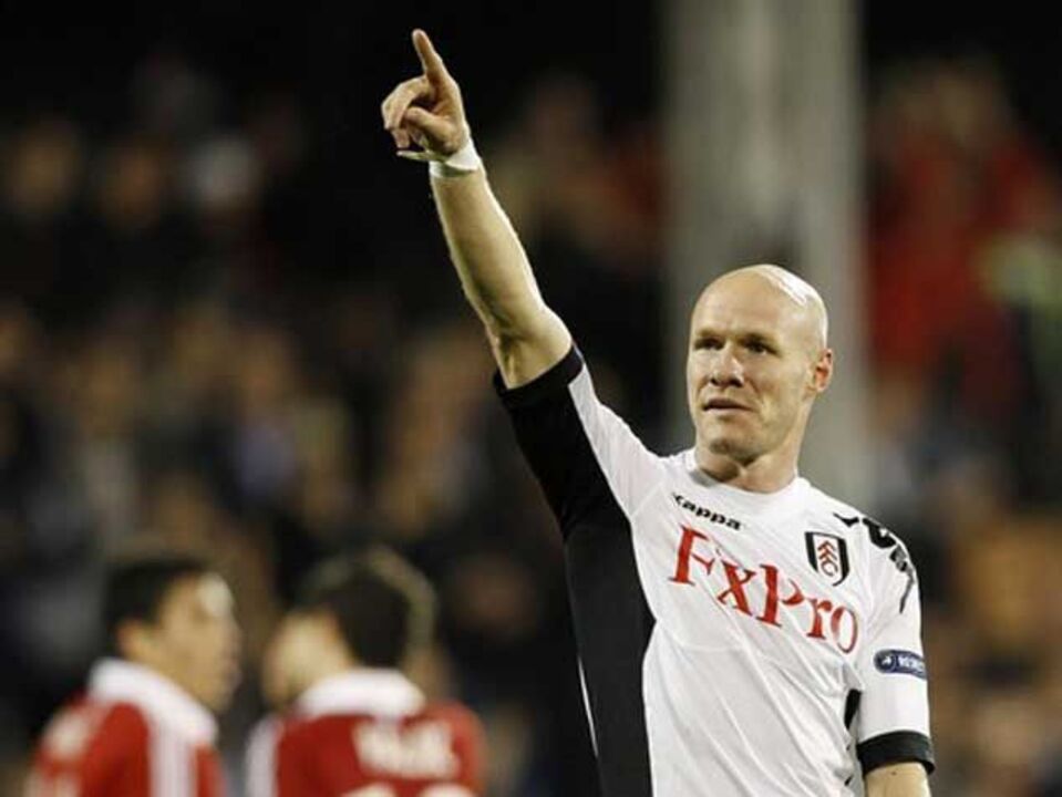 QPR contrata Nelsen e Andrew Johnson 