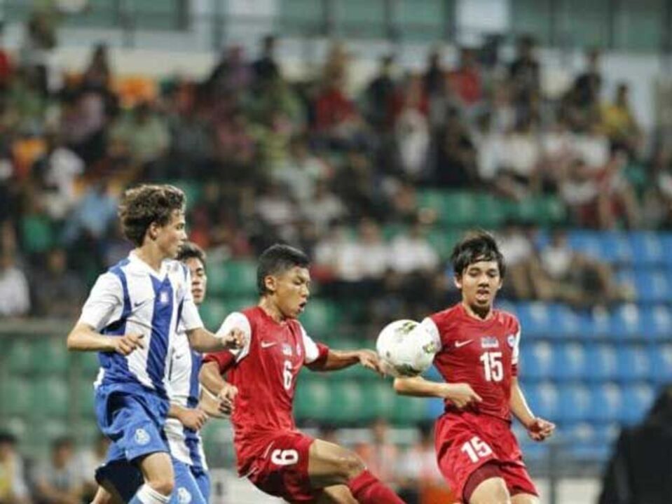 Lion City Cup: Jovens dragões empatam com Singapura