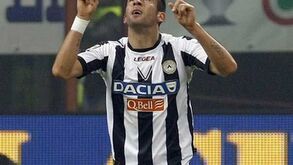 Mauricio Isla junta-se a Asamoah na Juventus