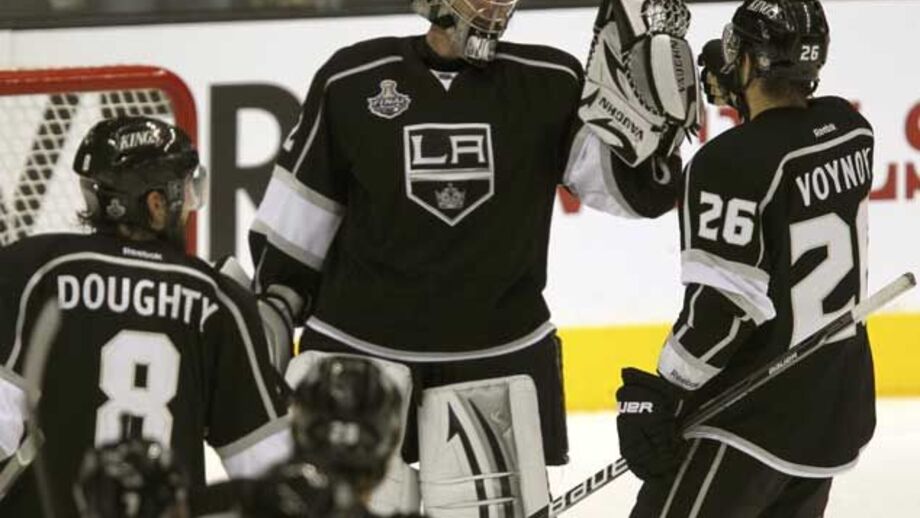 NHL: LA Kings embalados rumo ao título