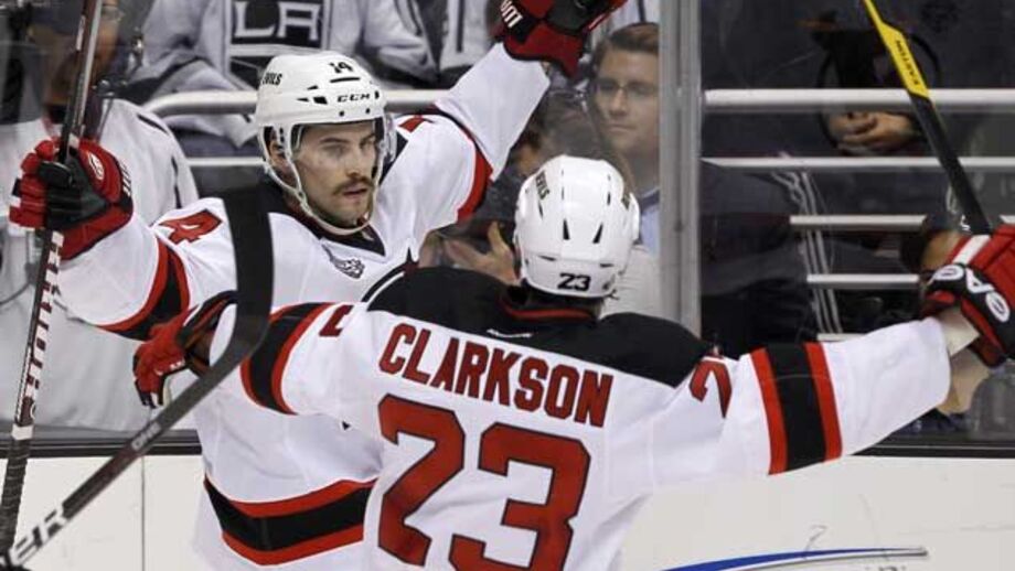 NHL: Bigode "português" dá sorte a Adam Henrique