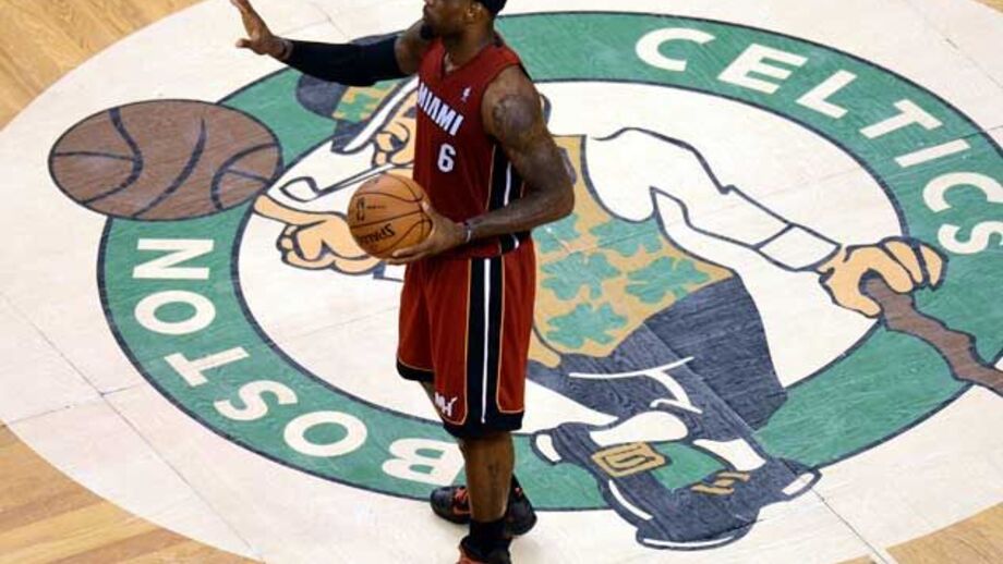 LeBron arrasador estraga festa de Boston