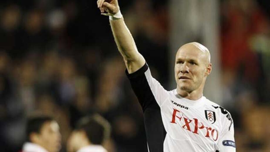 QPR contrata Nelsen e Andrew Johnson 
