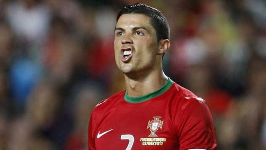 Ronaldo no top 3 para os melhores marcadores