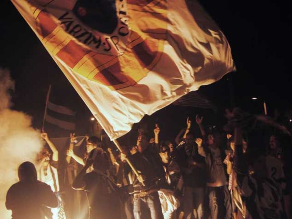 Garantir a salvação em parceria surpresa
