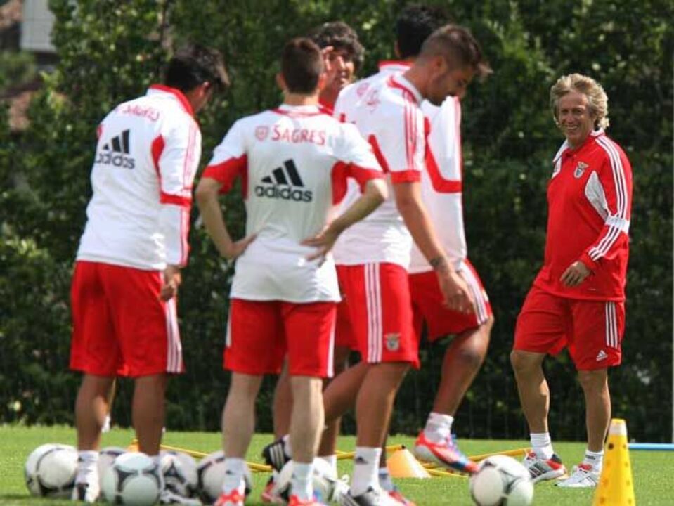 Benfica favorito no primeiro teste da pré-época