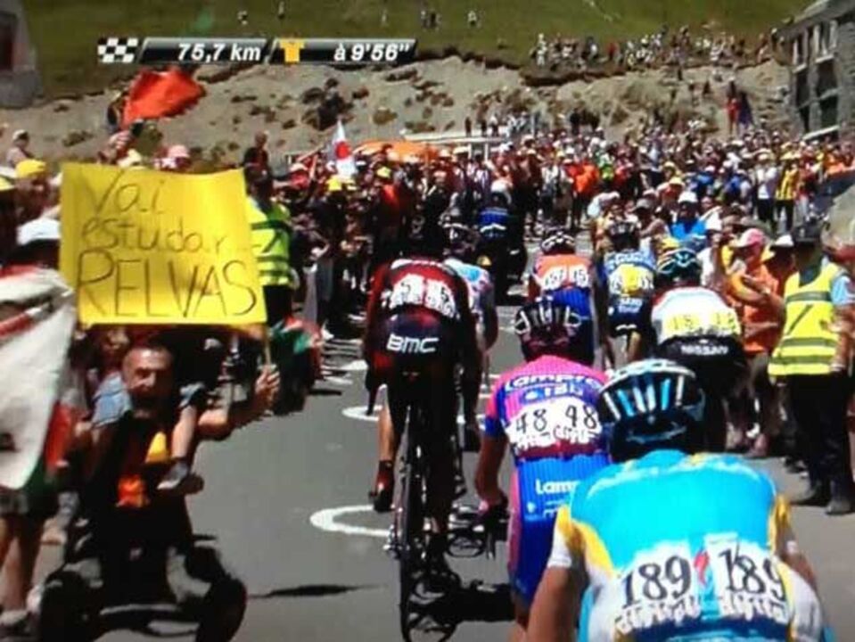 Caso Relvas chega ao Tour