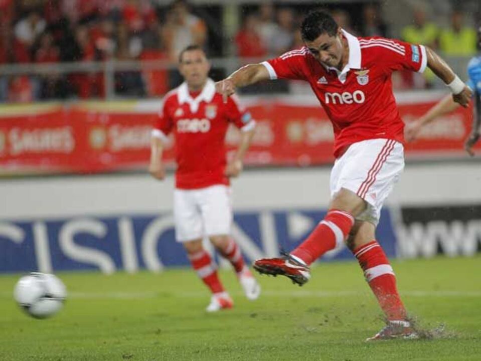 Benfica com tarefa complicada diante do PSV