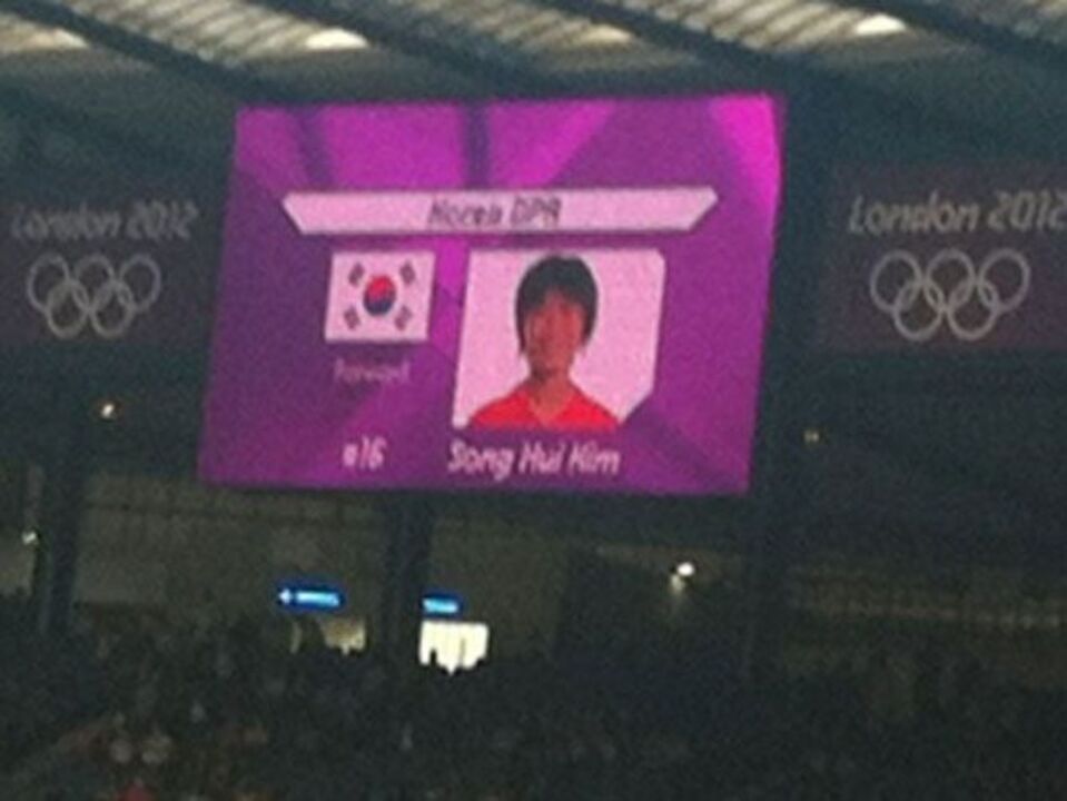 Coreia do Norte recusa-se a entrar em campo