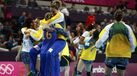 Brasil sofre para vencer Montenegro