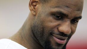 LeBron James lidera estrelas norte-americanas em Londres
