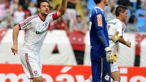 Fluminense vence clássico com Flamengo