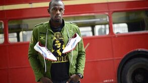 Usain Bolt é o porta-estandarte jamaicano