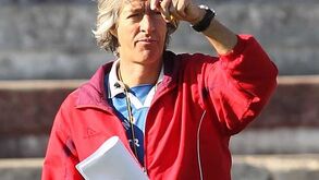 Direitos de formação afastam Li Yuan