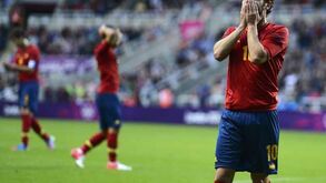 Espanhóis de cabeça perdida dizem adeus