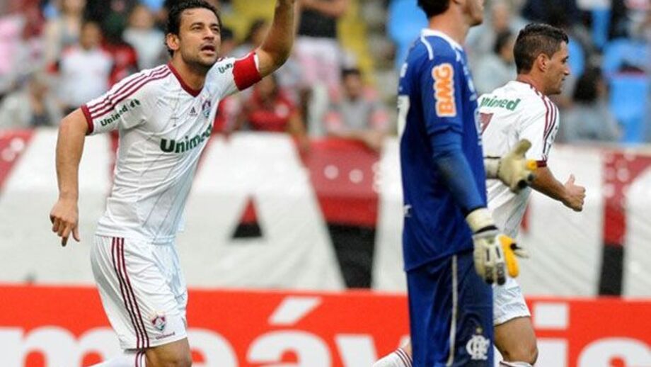 Fluminense vence clássico com Flamengo