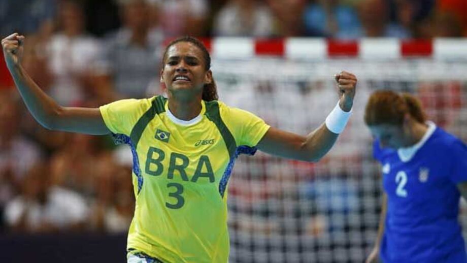 Brasileiras vergam croatas