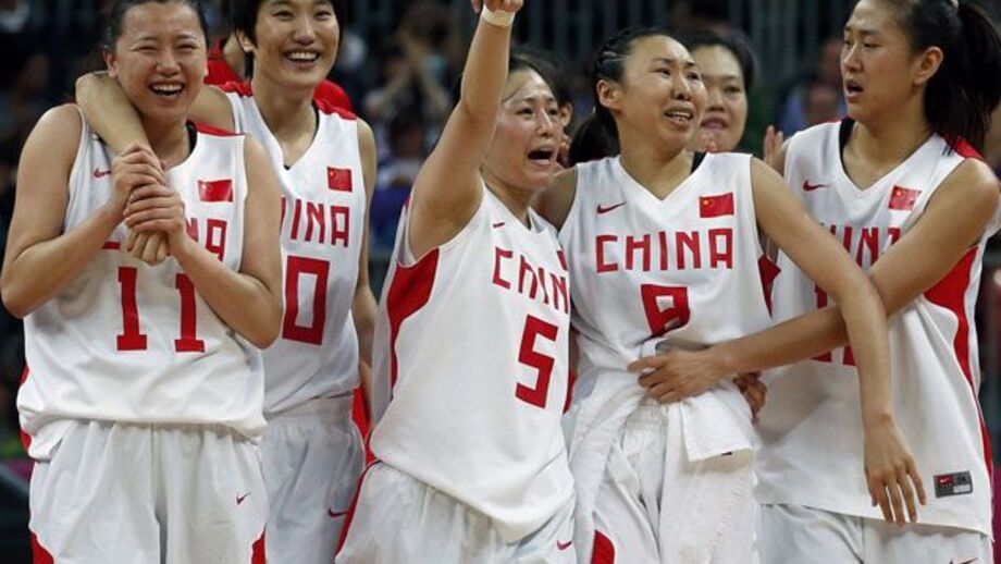 Chinesas surpreendem checas