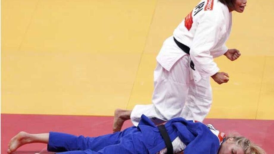 Japonesa Matsumoto campeã olímpica de -57kg