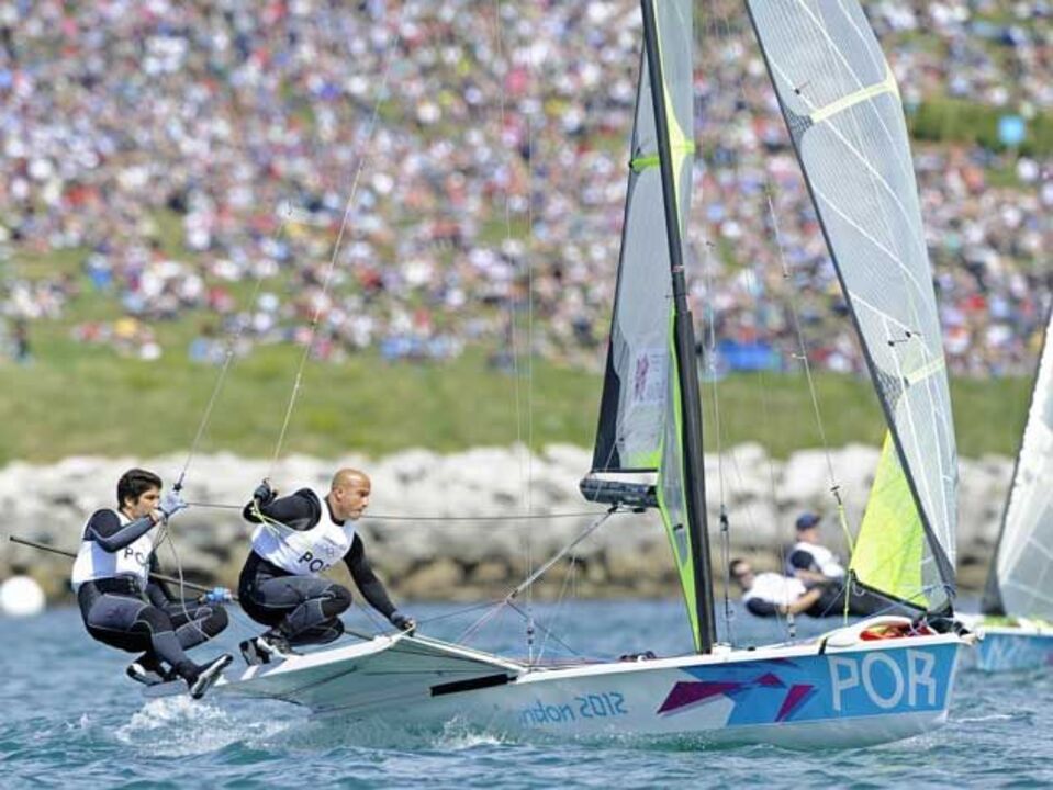 Freitas e Andrade sobem ao 5.º lugar em 49er