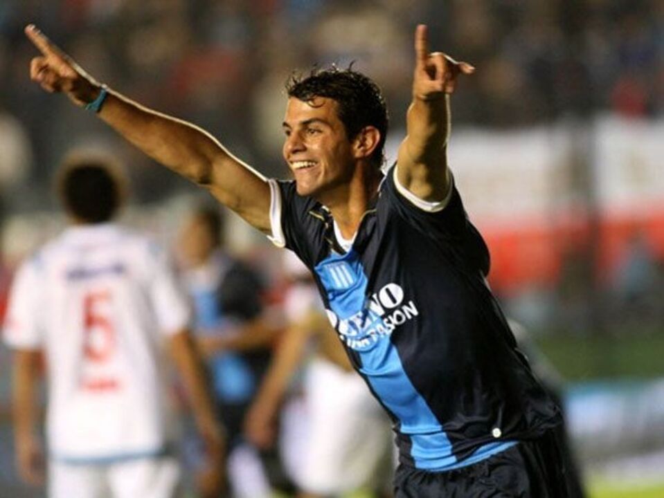 Valentín Viola já assinou contrato em Buenos Aires