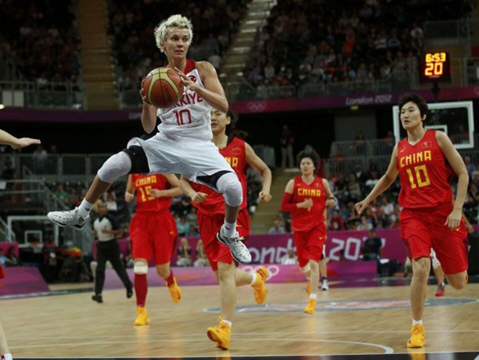 Turquia impõe primeira derrota à China