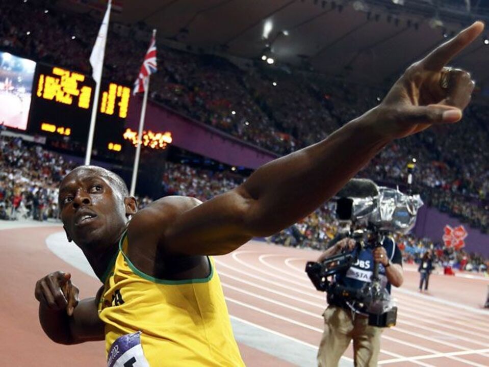 Usain Bolt bicampeão nos 100m