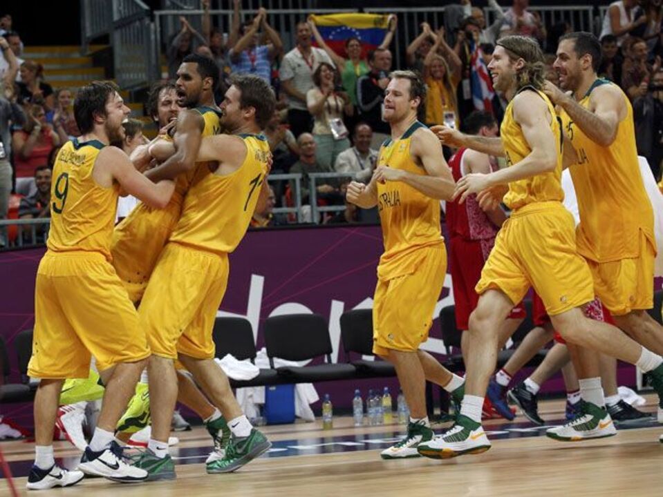 Australianos surpreendem russos