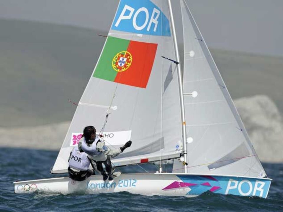 Marinho/ Nunes em 10.º na nona regata de 470