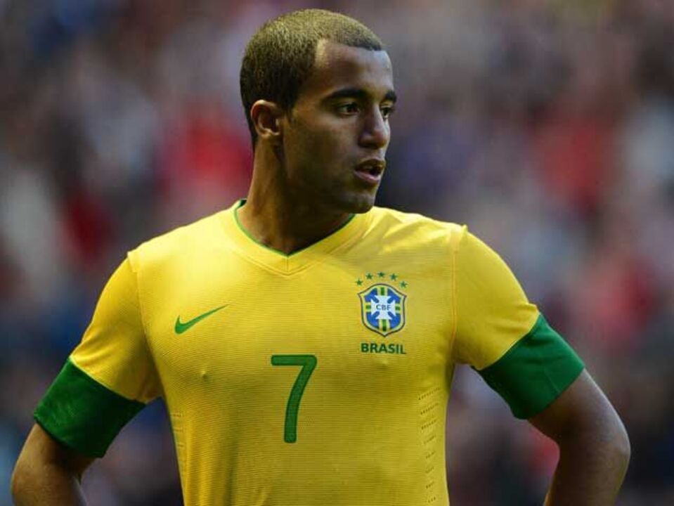 PSG paga 43 milhões por Lucas Moura