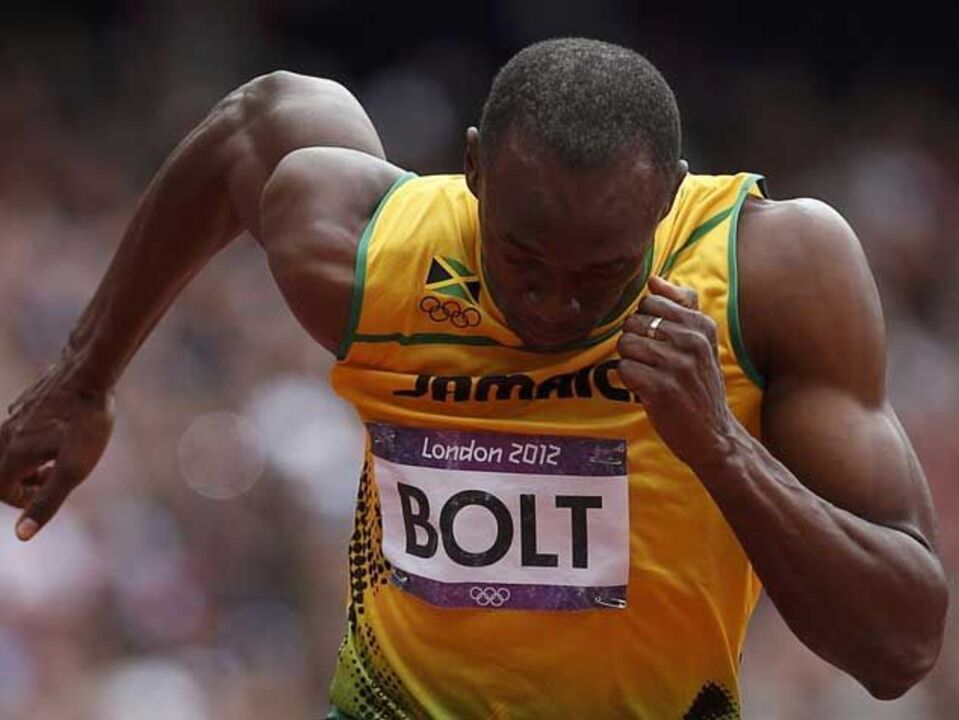 Bolt e Blake apurados para a final dos 200 metros