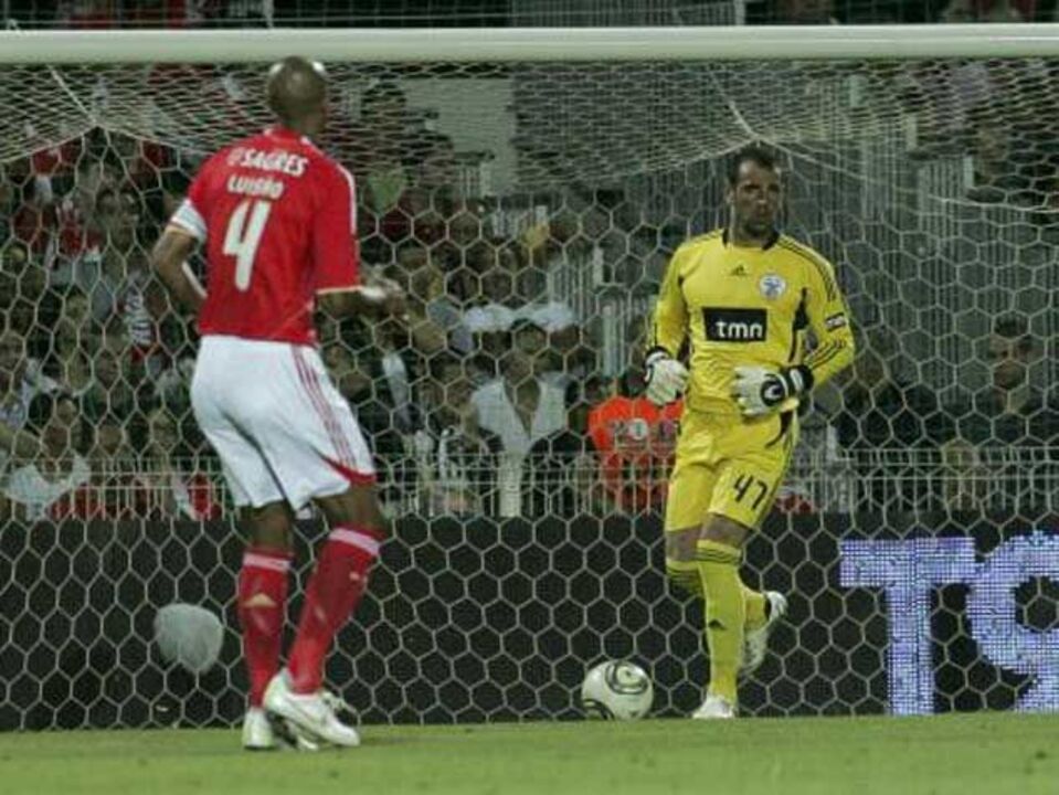 Eduardo: «Não acredito que Luisão tenha feito por maldade»