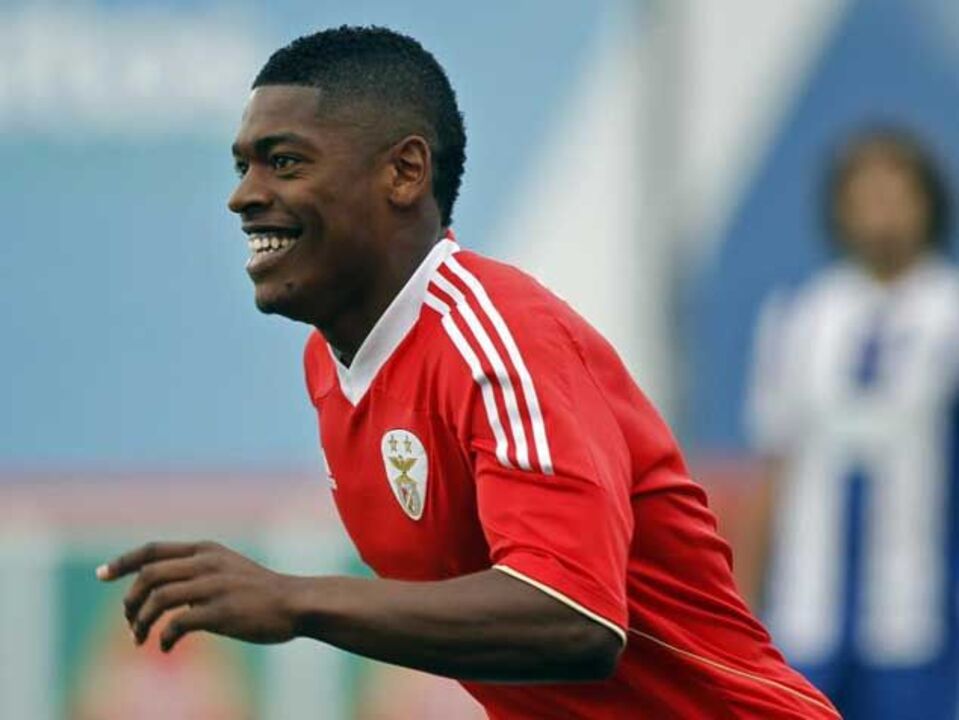 Feirense-Benfica B, 2-4: Águias goleiam com bis de Ivan Cavaleiro