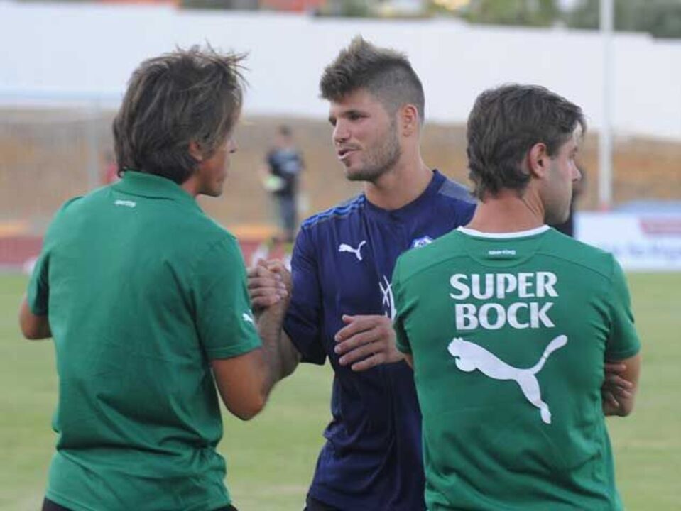 Diogo Amado reforça canarinhos