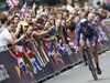 Kristin Armstrong revalida título no contrarrelógio feminino