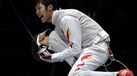 Chinês Lei Sheng conquista ouro no florete masculino