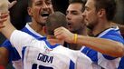 Itália vence Grã-Bretanha por 3-0
