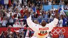 Pentacampeão mundial Teddy Riner conquista ouro em +100kg